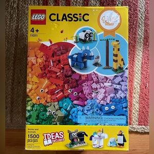 BRAND NEW Classic Lego Set (Bricks & Animals), 1500 pcs